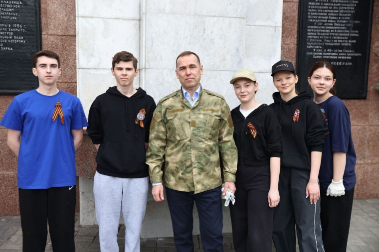 Вместе готовимся к важному празднику!.